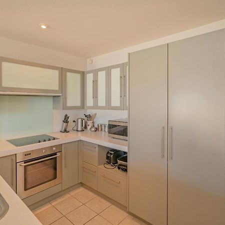 Tairua Waterfront Retreat - Tairua Apartment Kültér fotó