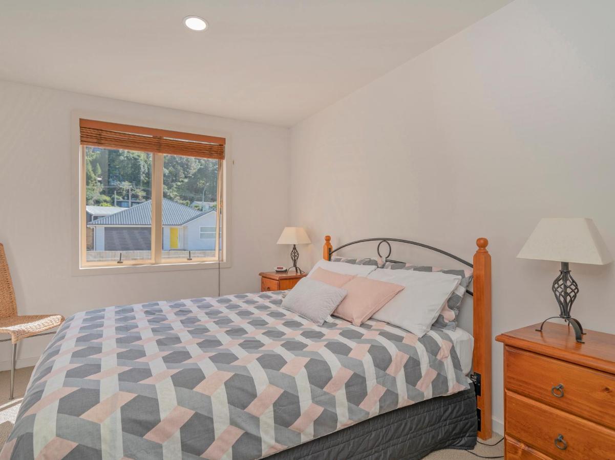 Tairua Waterfront Retreat - Tairua Apartment Kültér fotó